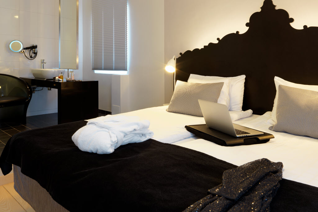 Copyright: Elin Strömberg © 2015 Master suite